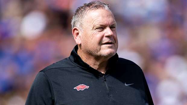 Razorbacks coach Sam Pittman on sidelines against Florida